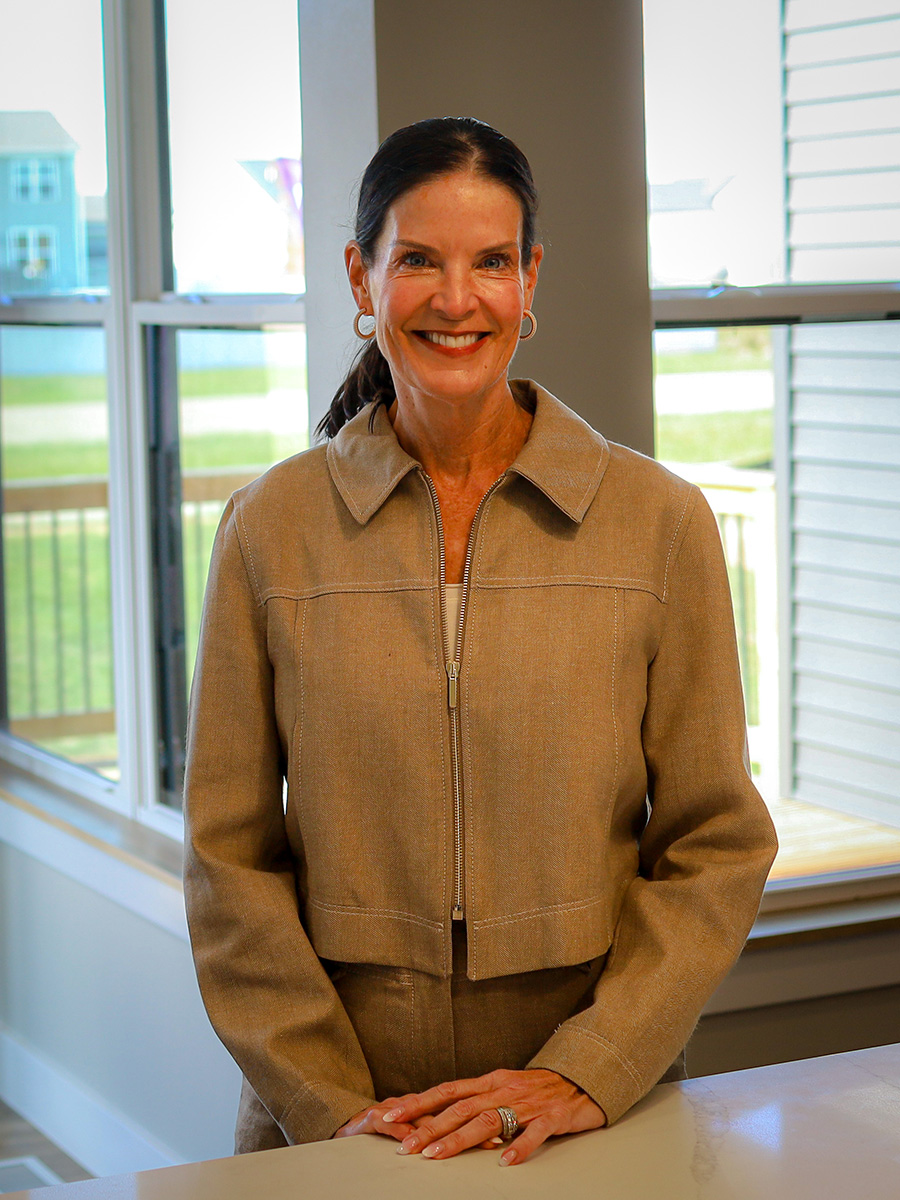 Tracy Mudd – New Construction Sales Specialist Vine Valley Real Estate